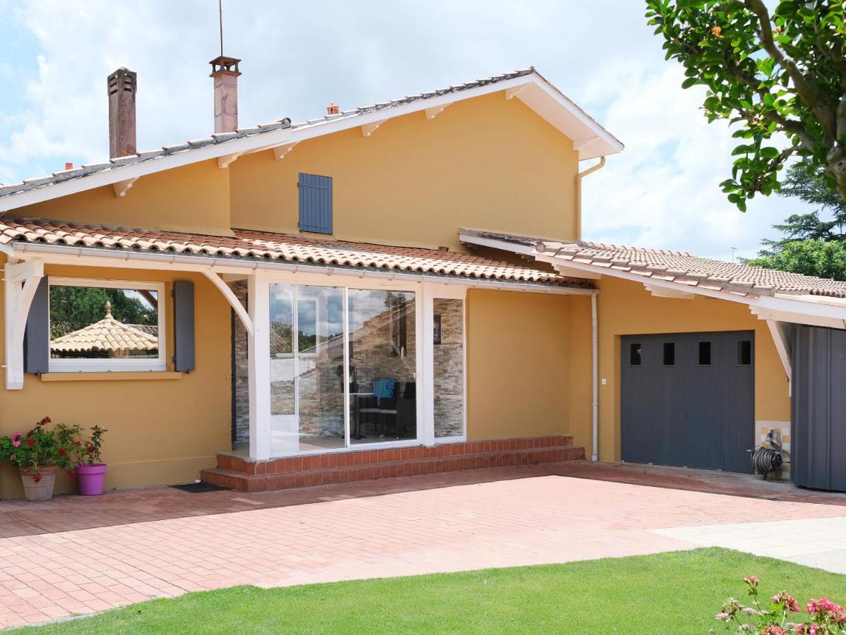 Villa Marguerite Coutras Exterior photo